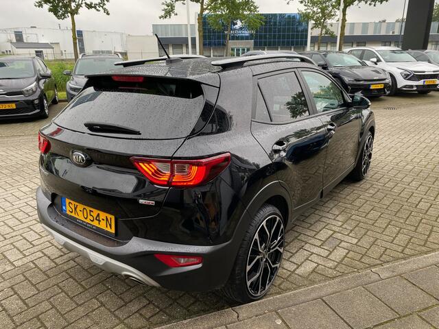 KIA Stonic 1.0 T-GDi DynamicLine LED // Key-less// Navi+Camera // 18inch