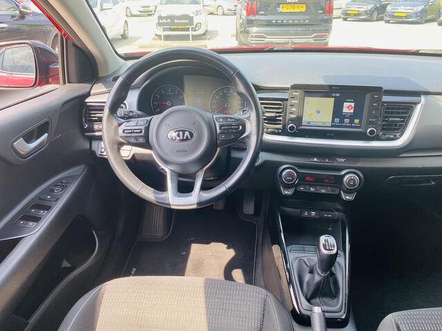 KIA Stonic 1.0 T-GDi DynamicLine 120pk NL-dealerauto | Trekhaak | Clima | Navi | Keyless