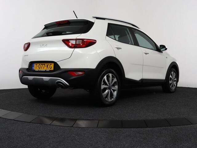 KIA Stonic 1.0 T-GDi MHEV DynamicLine - Airco - Cruise Control - Apple Carplay-/Android Auto - Achteruitrijcamera - Fabrieksgarantie tot 07-2030