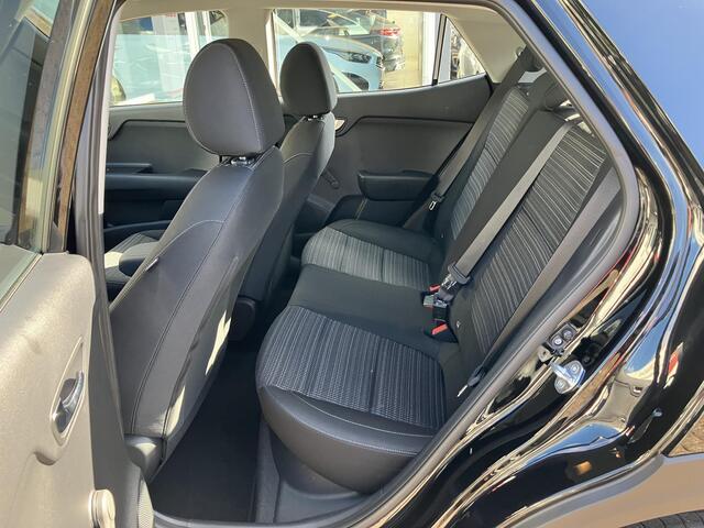 KIA Stonic 1.0 T-GDi MHEV DynamicLine | MY25 | 15'' lichtmetaal | Navi | Cruise | DAB | Camera | Airco l ANWB Private lease actie ¤ 373,-