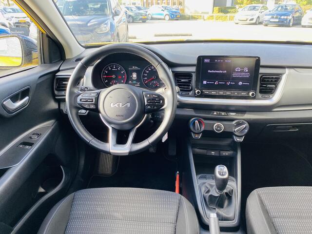 KIA Stonic 1.0 T-GDi MHEV DynamicLine Airco | Cruise | Camera | Navigatie via Apple Carplay & Android Auto