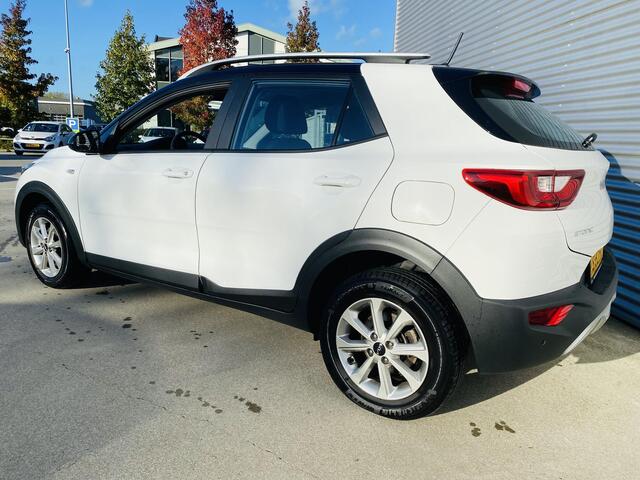 KIA Stonic 1.0 T-GDi MHEV DynamicLine Airco | Cruise | Camera | Navigatie via Apple Carplay & Android Auto