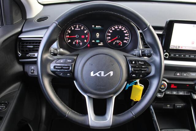 KIA Stonic 1.0 T-GDi MHEV DynamicLine | Airco | Apple Carplay | Android auto | Camera | Cruise | 15" LM |
