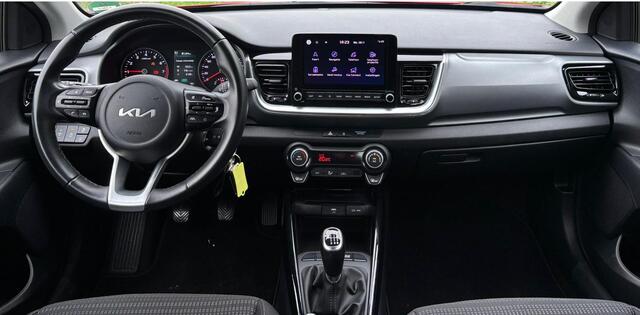 KIA Stonic 1.0 T-GDi MHEV DynamicLine // Trekhaak // NAP