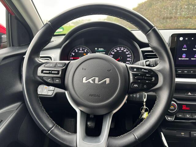 KIA Stonic 1.0 T-GDi MHEV DynamicLine // Trekhaak // NAP