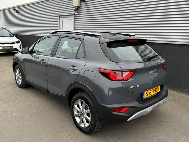 KIA Stonic 1.0 T-GDi MHEV DynamicLine Apple Carplay en/of Android auto Navigatie, Achteruitrijcamera, Cruise control, Airco, Nieuw geleverd, BTW-auto