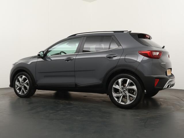 KIA Stonic 1.0 T-GDi MHEV GT-Line - Navigatie - Achteruitrijcamera - Adaptieve cruise control en stuurhulp - LED koplampen - LED mistlampen - Parkeersensoren achter - Electronic climate control - Fabrieksgarantie Tot 2030