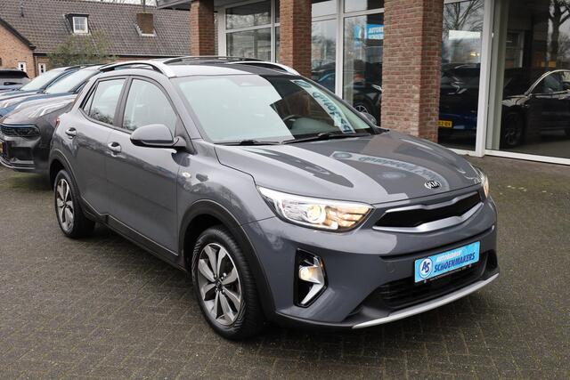 KIA Stonic 1.0 T-GDi DynamicLine CAMERA NAVI CARPLAY DAB LMV RIJBAAN CRUISE CLIMA PDC
