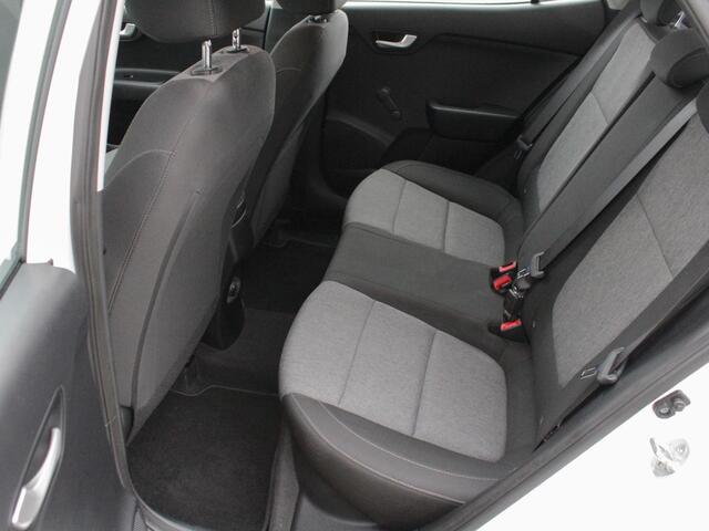 KIA Stonic 1.0 T-GDi DynamicLine Automaat | Navi | Cruise | Airco | Camera | Trekhaak