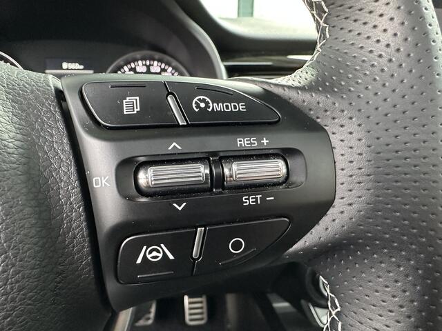 KIA Stonic 1.0 T-GDi MHEV GT-PlusLine SK-Dak ECC Cr.Control Navi+Camera+BT Stoel+StuurVerw. Keyless 17"LMV Tot 10Jr. Kia-Garantie