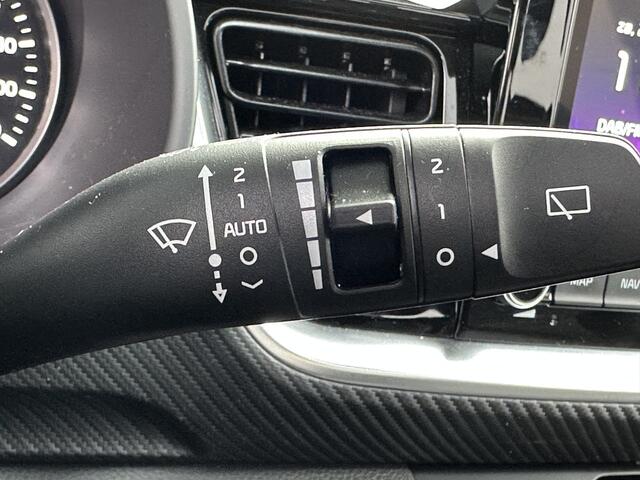 KIA Stonic 1.0 T-GDi MHEV GT-PlusLine SK-Dak ECC Cr.Control Navi+Camera+BT Stoel+StuurVerw. Keyless 17"LMV Tot 10Jr. Kia-Garantie