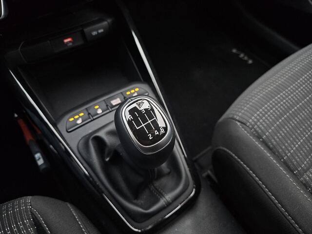 KIA Stonic 1.0 T-GDi MHEV DynamicPlusLine | Camera | Navi | Stuur-/Stoelverwarming | Key-Less | Apple CarPlay/Android Auto | Clima | 16" Velgen | PDC | Cruise | LED |