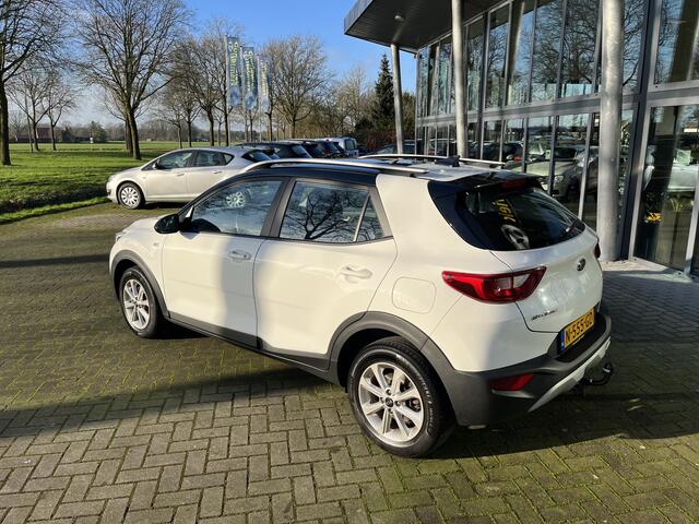 KIA Stonic 1.0 T-GDi MHEV DynamicLine | CRUISE CONTROL | NAVIGATIE | CARPLAY | CAMERA | TREKHAAK