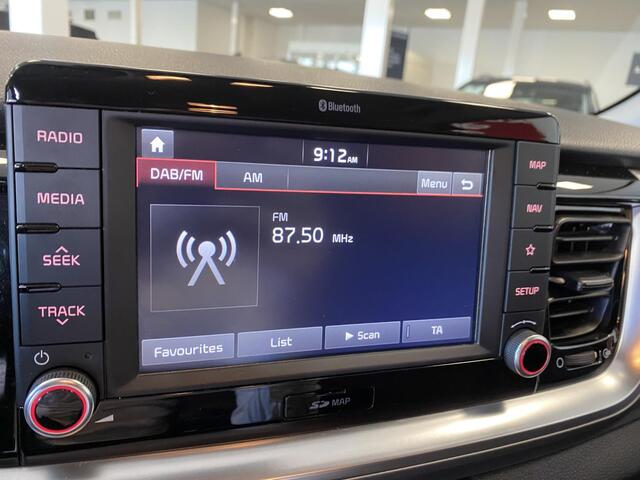 KIA Stonic 1.0 T-GDi DynamicLine | Two-Tone uitvoering met zwart dak | Full map navigatie | Achteruitrij camera | Cruise control | Apple Carplay/Android Auto | Keyless | Parkeersensoren achter |