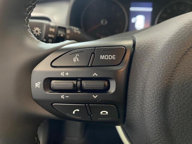 KIA Stonic 1.0 T-GDi MHEV DynamicLine | Two-Tone uitvoering met zwart dak | Apple Carplay/Android auto | Full map navigatie | Cruise control | Achteruitrij camera | Airco | Adaptive cruise control |