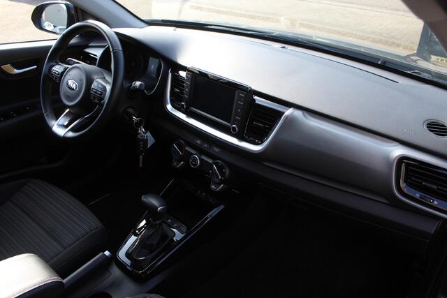 KIA Stonic 1.0 T-GDi DynamicLine Automaat/Carplay/Achteruitrijcamera/Parkeersensoren achter/Lichtmetalen wielen