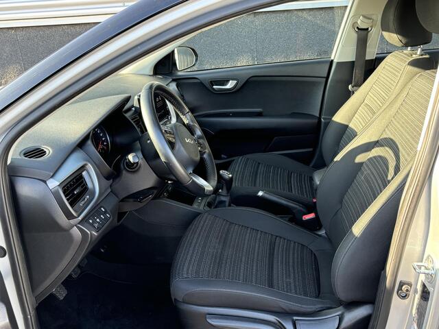 KIA Stonic 1.0 T-GDi MHEV DynamicLine Apple Carplay en/of Android auto Navigatie, Achteruitrijcamera, Cruise control, Airco, Nieuw geleverd, BTW-auto