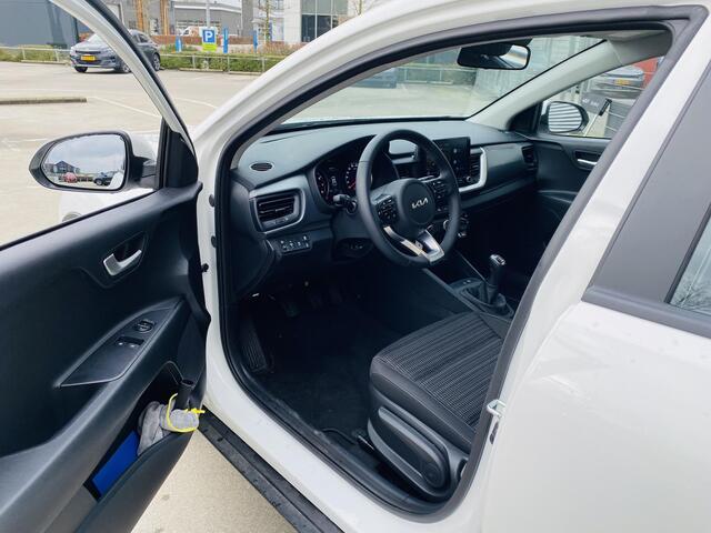 KIA Stonic 1.0 T-GDi MHEV DynamicLine