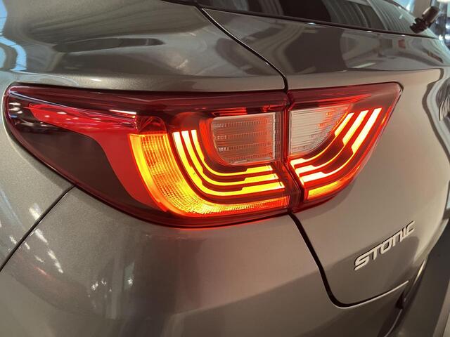 KIA Stonic 1.0 T-GDi MHEV DynamicPlusLine ¤2.000,- Voordeel! Meerdere kleuren Snel leverbaar!