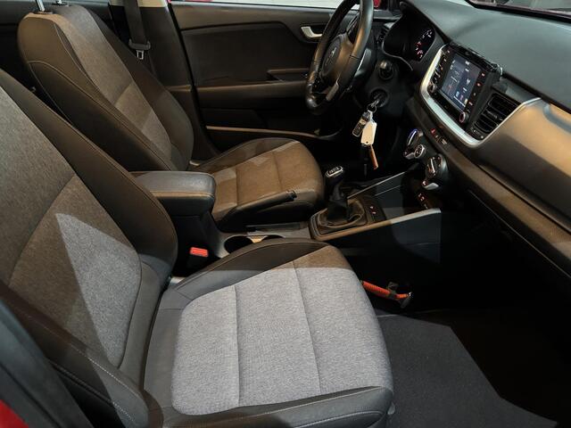 KIA Stonic 1.0 T-GDi DynamicLine
