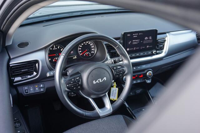KIA Stonic 100PK DynamicLine CARPLAY | CAMERA | CLIMA | CRUISE | 16'LMV