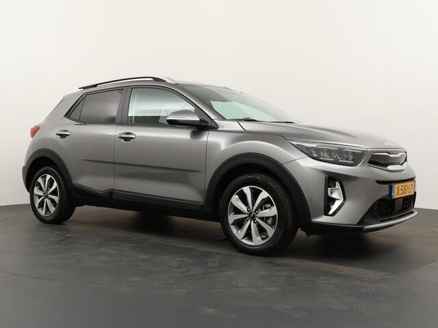 KIA Stonic 1.0 T-GDi MHEV DynamicPlusLine - LED Koplampen - Cruise Control - Navigatie - Climate Control - Apple/Android Carplay - Fabrieksgarantie tot 12-2030