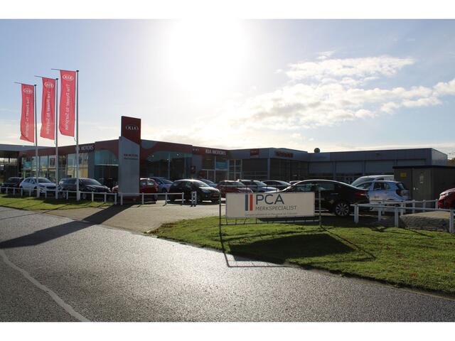 KIA Stonic 1.0 T-GDi MHEV DynamicPlusLine - Climate Control - Cruise Control - Trekhaak - All-Season banden - Navigatie - Achteruitrij Camera Fabrieksgarantie t/m 23-02-2031