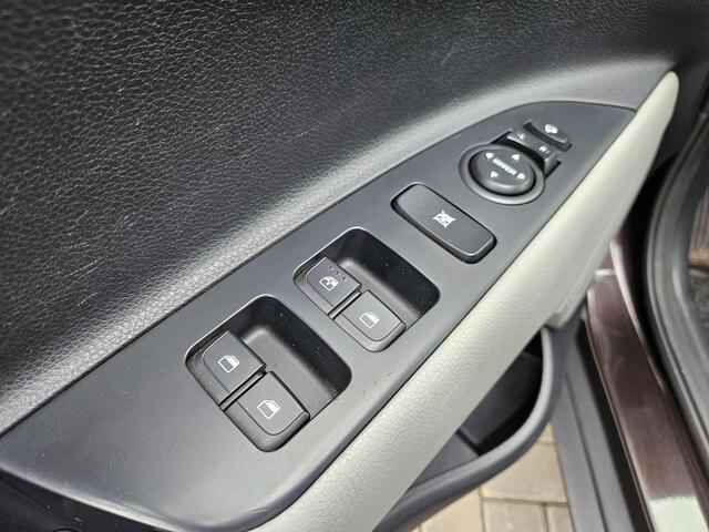 KIA Stonic 1.0 T-GDi 120pk Automaat ExecutiveLine Leer Apple