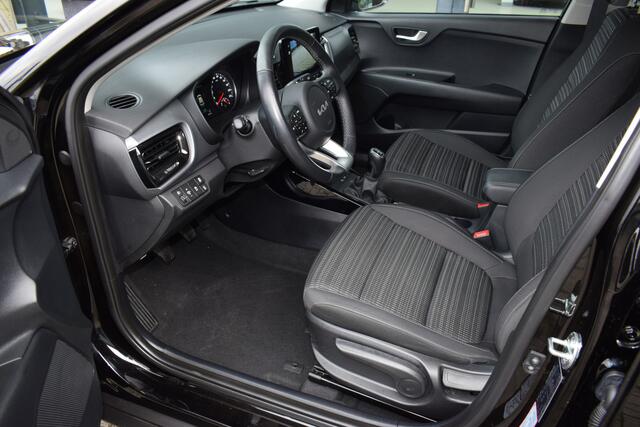KIA Stonic 1.0 T-GDi MHEV DynamicLine ECC Cr.Control Navi+Camera BT+USB 6-bak 15"LMV PDC Tot 10Jr. Kia-Garantie