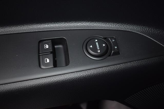 KIA Stonic 1.0 T-GDi MHEV DynamicLine ECC Cr.Control Navi+Camera BT+USB 6-bak 15"LMV PDC Tot 10Jr. Kia-Garantie