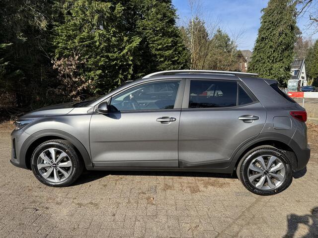 KIA Stonic 1.0 T-GDi MHEV DynamicPlusLine Automaat | Navigatie | Achteruitrijcamera | Cruise controle | Stuurverwarming en stoelverwarming | Keyless Entry