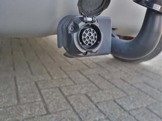KIA Stonic 1.0 T-GDi DynamicPlusLine ECC Cr.Control Navi+Camera BT+USB 16"LMV Keyless Trekhaak 10jr. Garantie