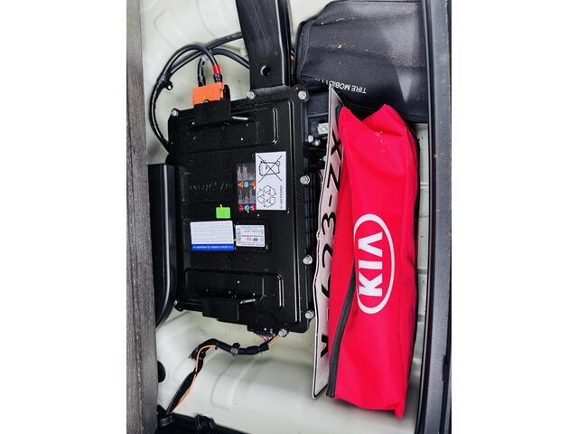 KIA Stonic 1.0 T-GDi MHEV DynamicLine NW geleverd & Onderhouden | Trekhaak | Clima | Cruise | Camera | Navigatie