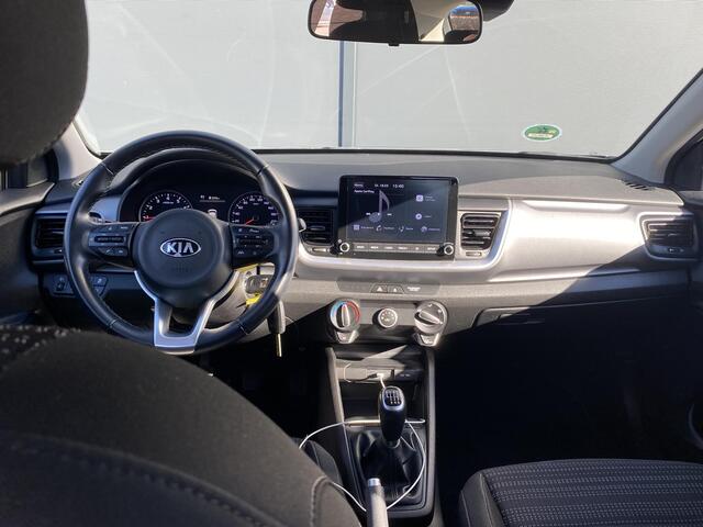 KIA Stonic 1.0 T-GDi DynamicLine 1e Eigenaar / Trekhaak / Apple Carplay Android Auto / Climate Control / lage kilometers