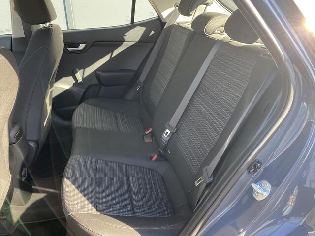 KIA Stonic 1.0 T-GDi DynamicLine 1e Eigenaar / Trekhaak / Apple Carplay Android Auto / Climate Control / lage kilometers