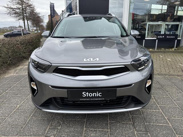KIA Stonic 1.0 T-GDi MHEV DynamicPlusLine | Uit voorraad leverbaar | Voorraadkorting | Complete Uitvoering | Metallic Kleur | Enz...