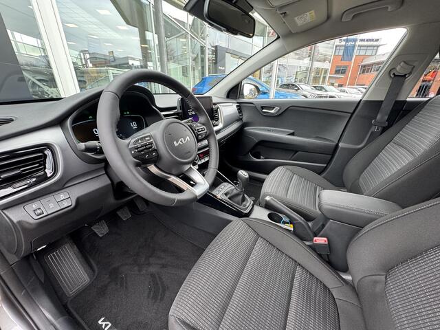 KIA Stonic 1.0 T-GDi MHEV DynamicPlusLine | Uit voorraad leverbaar | Voorraadkorting | Complete Uitvoering | Metallic Kleur | Enz...
