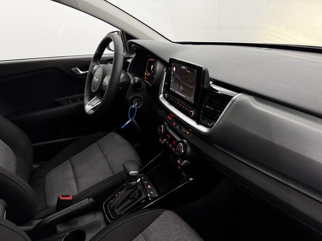 KIA Stonic 1.0 T-GDi MHEV DynamicPlusLine Clima, Camera, Navi, Winterpakket, Cruise control adaptief, 7 jaar garantie