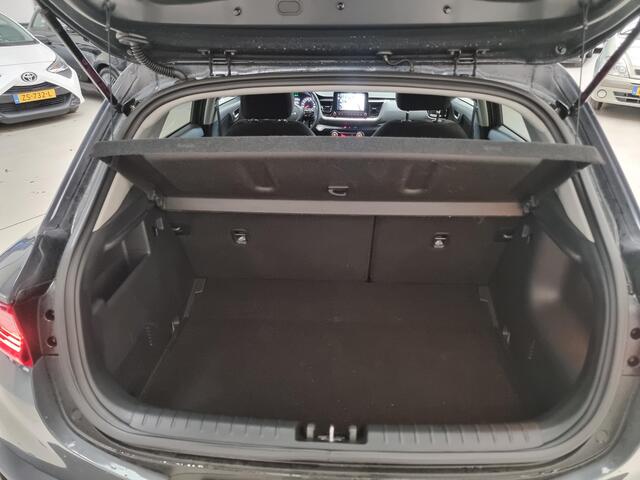 KIA Stonic 1.0 T-GDi MHEV DynamicPlusLine Pdc | Camera | Navi | Keyless |Cimate control | Apple carplay