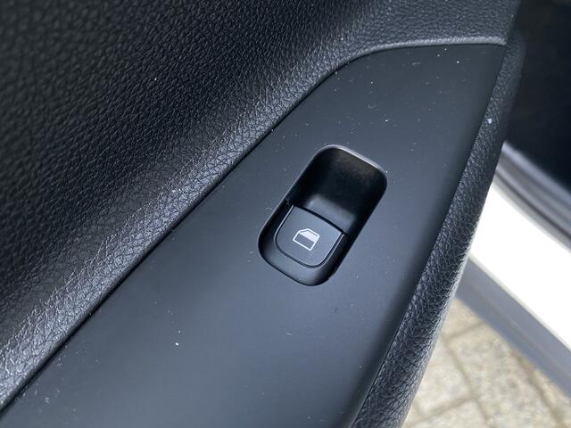KIA Stonic 1.0 T-GDi Edition // AUTOMAAT | Carplay | Stoelverwarming | Cruise | info Roel 0492-588951