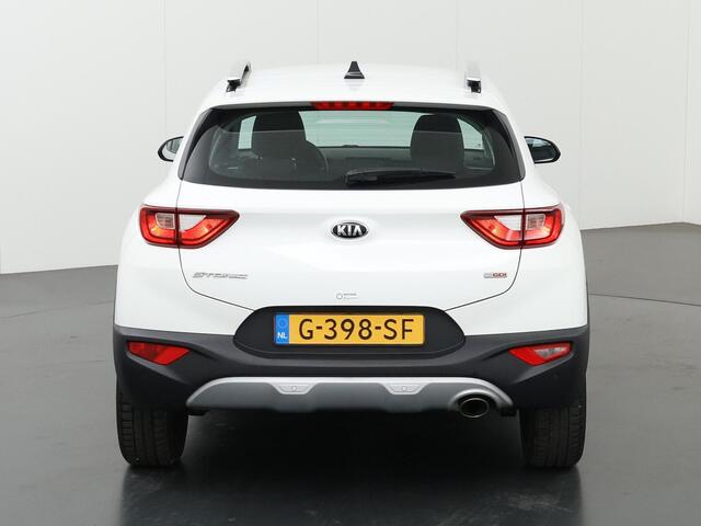 KIA Stonic 1.0 T-GDi DynamicLine | Navigatie | Apple Carplay/Android Auto | Parkeercamera | Airco | Cruise Control |