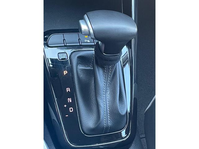 KIA Stonic 1.0 T-GDi MHEV DynamicPlusLine Automaat Navigatie, Climate Control, Cruise Control, 17"Lm, Achteruitrijcamera,