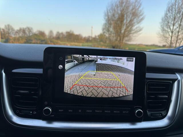 KIA Stonic 1.0 T-GDi MHEV DynamicPlusLine AUTOMAAT | 120PK | NAVI
