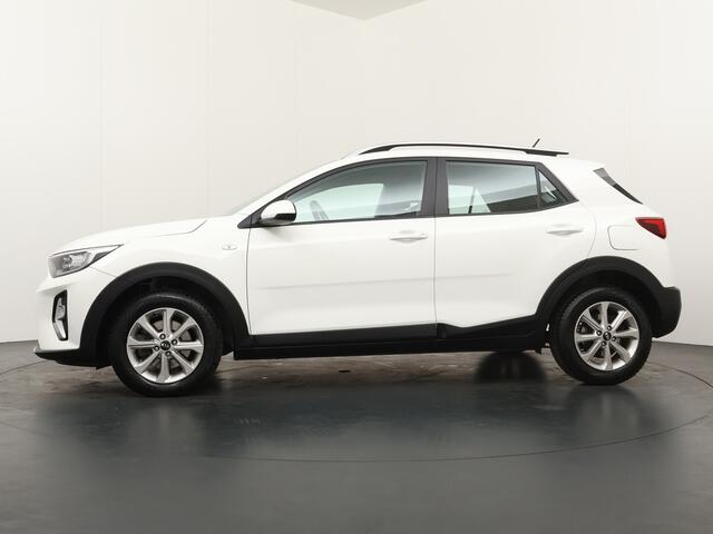 KIA Stonic 1.0 T-GDi MHEV DynamicLine Trekhaak - Cruise control - Bluetooth - Apple Carplay/Android Auto - Airco - Achteruitrij camera - Fabrieksgarantie t/m 10-03-2028