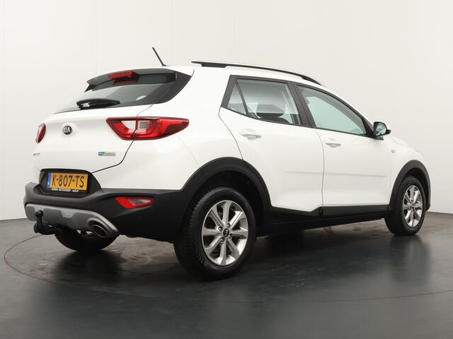 KIA Stonic 1.0 T-GDi MHEV DynamicLine Trekhaak - Cruise control - Bluetooth - Apple Carplay/Android Auto - Airco - Achteruitrij camera - Fabrieksgarantie t/m 10-03-2028