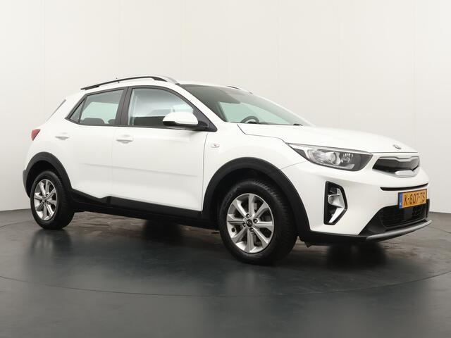 KIA Stonic 1.0 T-GDi MHEV DynamicLine Trekhaak - Cruise control - Bluetooth - Apple Carplay/Android Auto - Airco - Achteruitrij camera - Fabrieksgarantie t/m 10-03-2028