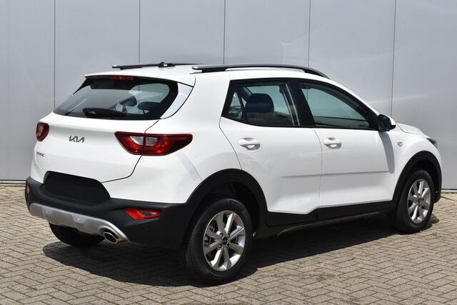 KIA Stonic 1.0 T-GDi MHEV DynamicLine | Airconditioning | Cruise Control | Rijhulp-Systeem | Navigatie | Apple CarPlay/Android Auto | Camera | Garantie tot 8-2034 |