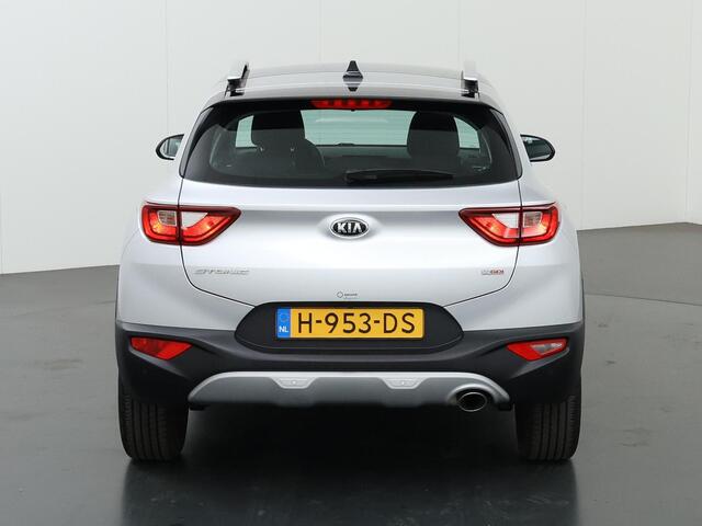 KIA Stonic 1.0 T-GDi DynamicLine | Navigatie | Apple Carplay/Android Auto | Parkeercamera | Airco | Cruise Control |