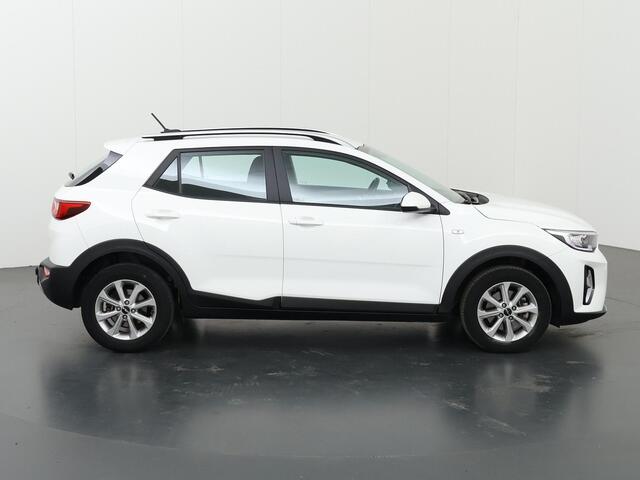 KIA Stonic 1.0 T-GDi MHEV DynamicLine | Trekhaak | | Navigatie | Parkeercamera | Apple Carplay/Android Auto | Climate Control | Cruise Control |
