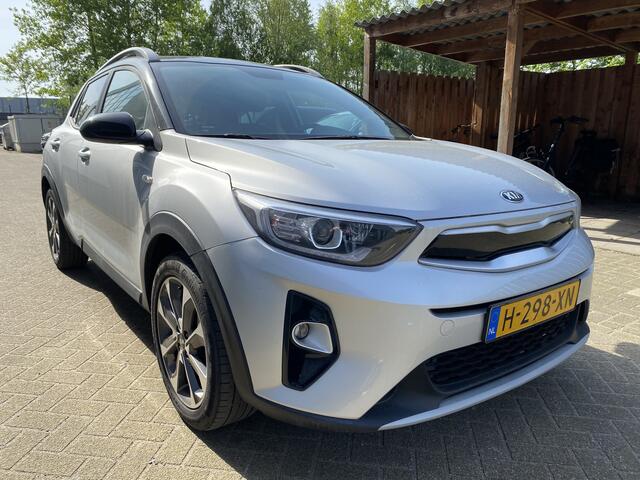 KIA Stonic 1.0 T-GDi Sports Edition | Cruise | Navi | Camera |